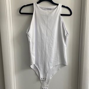 Whit bodysuit